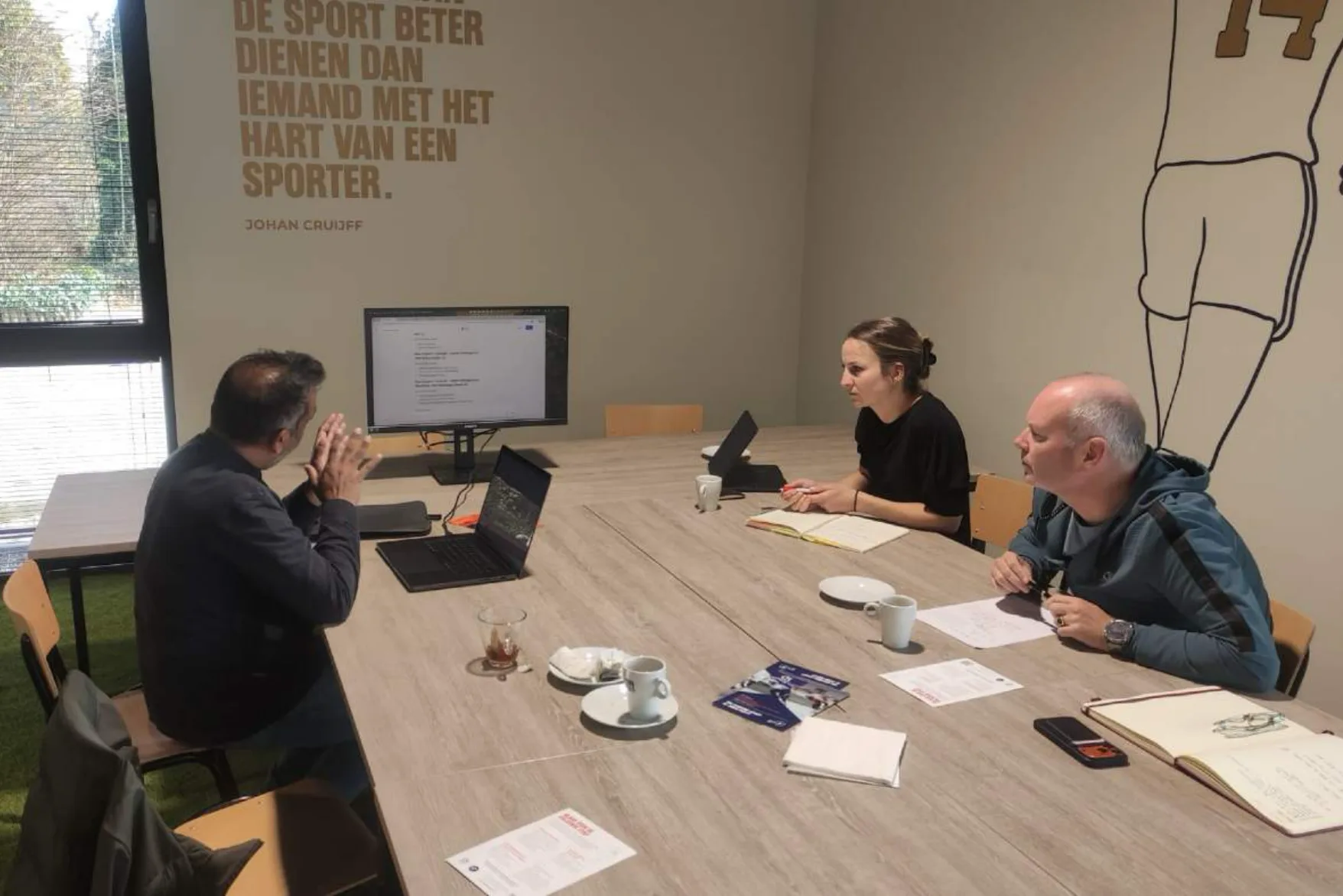 The Cruyff Education Hub in Heerenveen welcomed a visit from Portugal’s National Dual Career Program (UAARE)