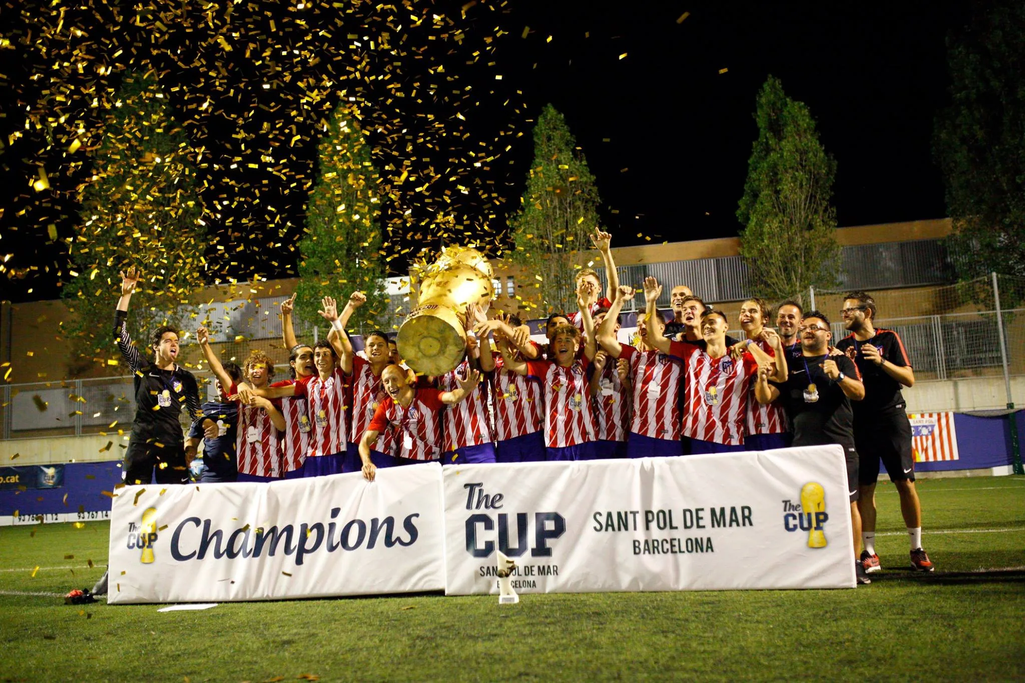 Johan Cruyff Institute, con el fútbol base en The Cup