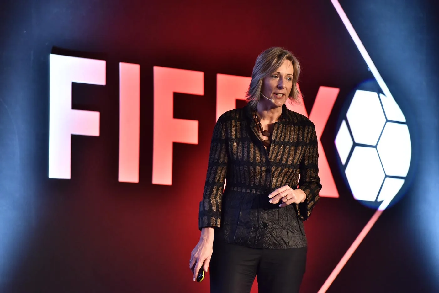 Johan Cruyff Institute recibe el premio a la ‘Mayor Contribución a la formación en Administración del Fútbol’, en FIFEX