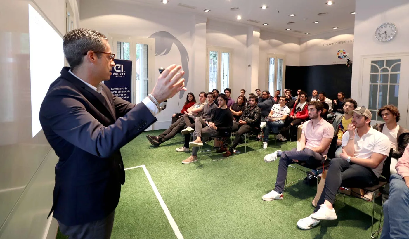José Luis Beltrán: “La clave de la digitalización de los clubes de fútbol es el análisis constante de los fans, de sus intereses y necesidades”