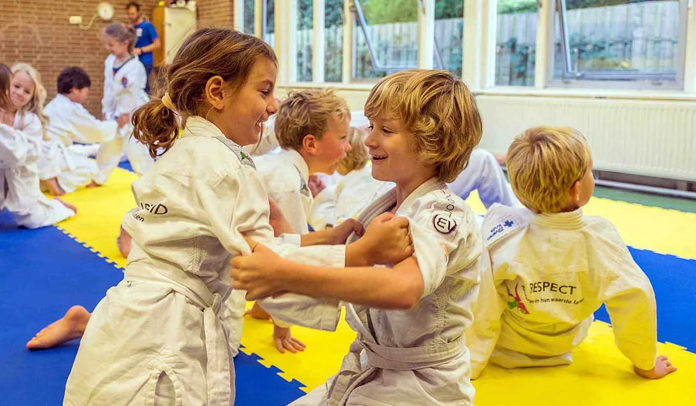 El judo, un deporte ideal para mejorar el desarrollo de los niños