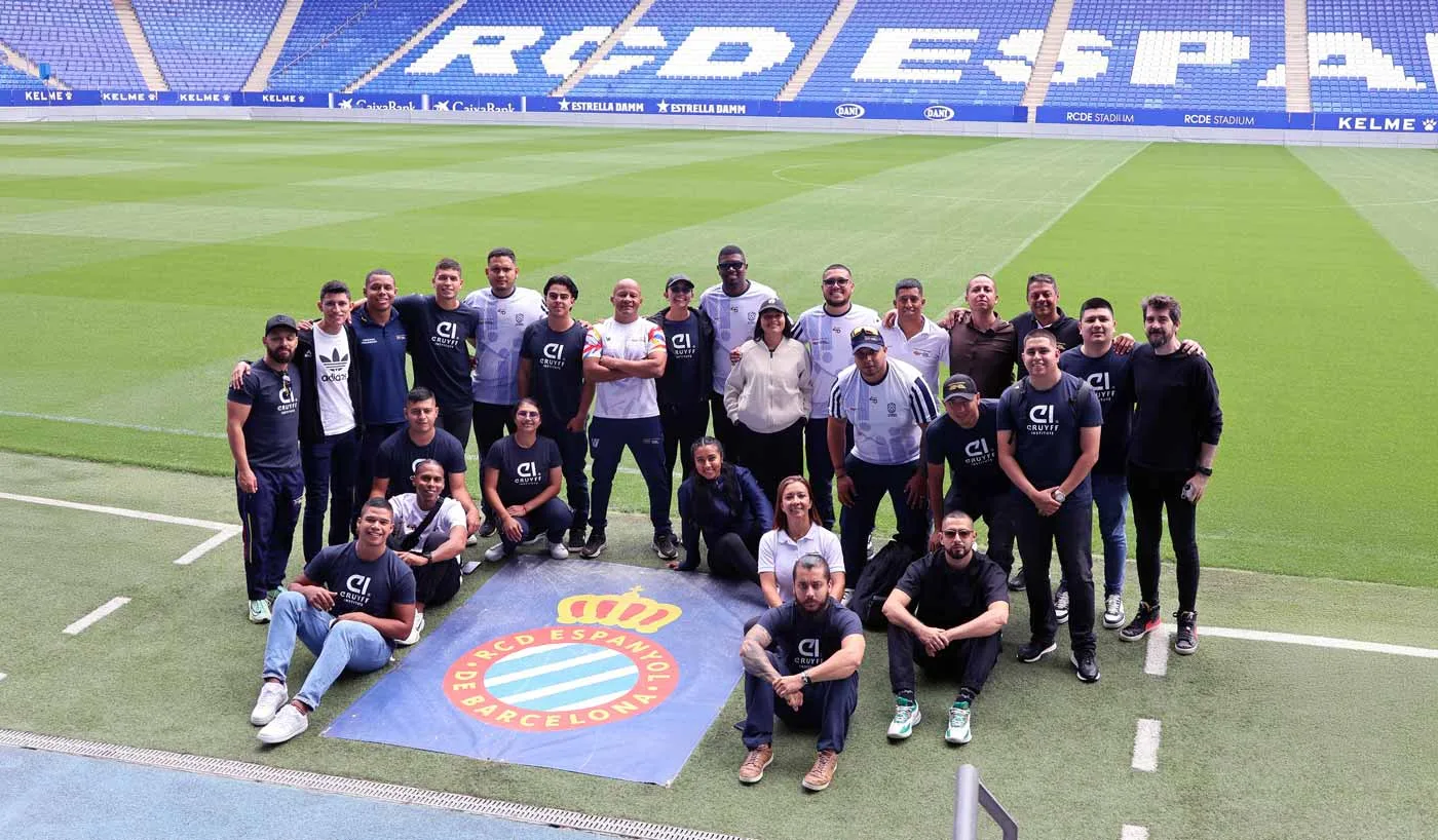 Football Business: reading the game to manage the industry