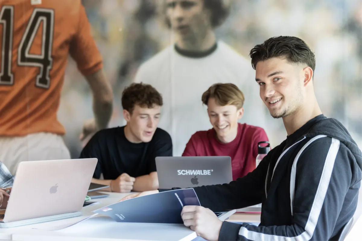 Vocational training - Johan Cruyff Institute.